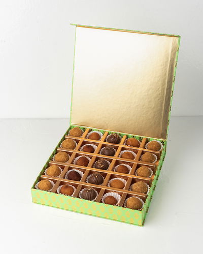 25 Ladoo's, Gulab Jamun and Truffles Gift box