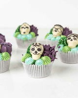 succulent and skeleton Cupcakes