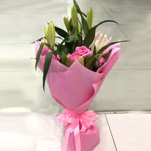 Infinite Pink Bouquet