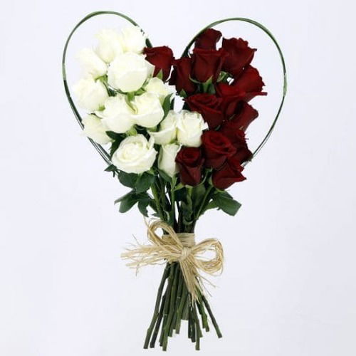 30 Red & White Roses