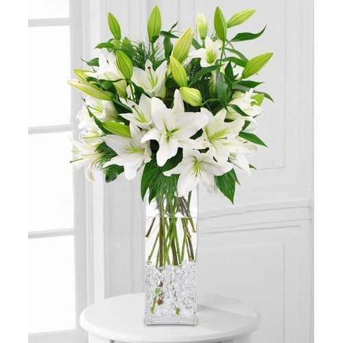 10 Stems White Lilies With Vase